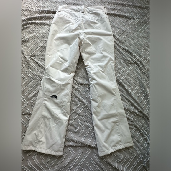 The North Face Women’s Sally Insulated Pants - Picture 6 of 13